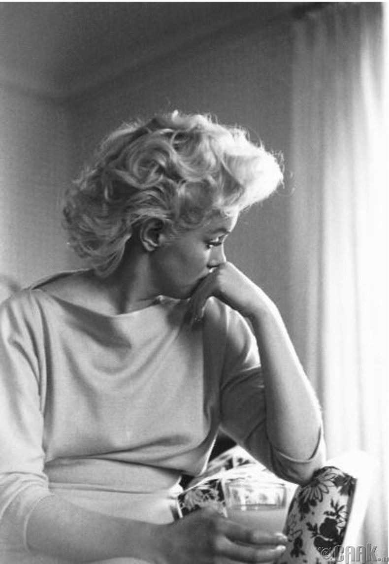 Жүжигчин Мэрилин Монро (Marilyn Monroe) - 1955 он