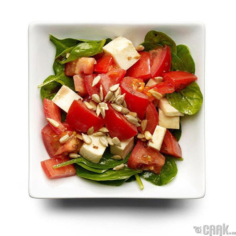 Улаан лоолийн салат - 243 калори