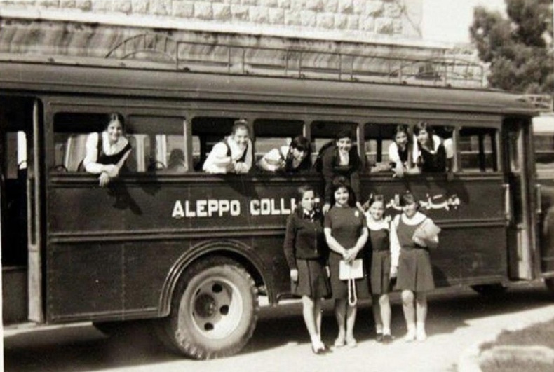 Алеппогийн сургуулийн автобус