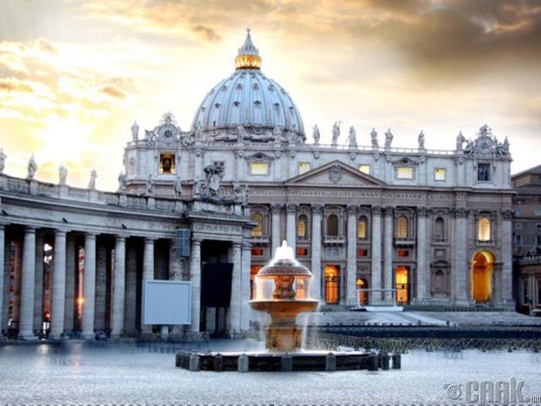 "St. Peter's Basilica" - Ватикан