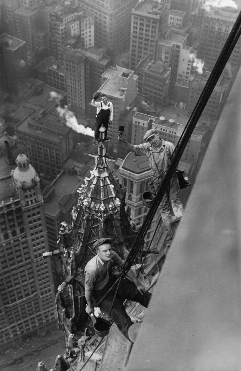 Дэлхийн хамгийн өндөр барилгуудын нэг болох Вулворт барилгын ажилчид, Нью Йорк хот 1912 он