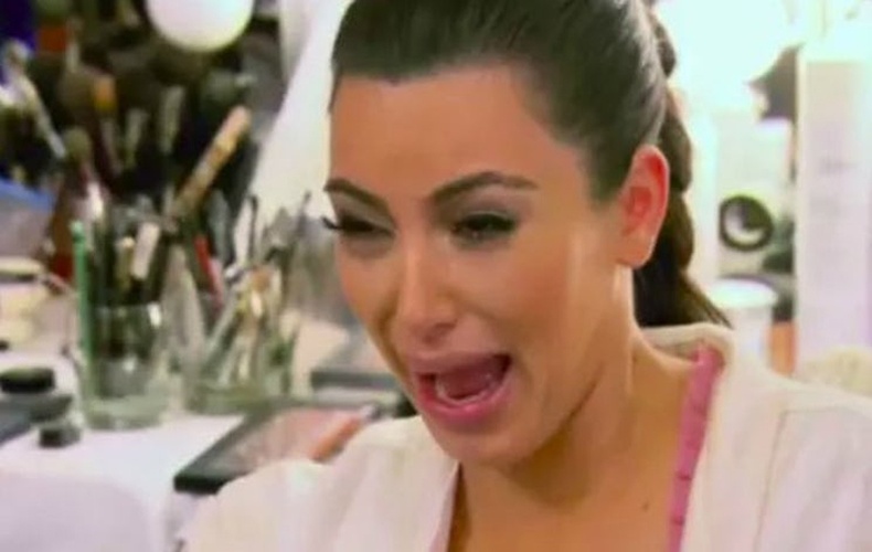 Ким Кардашианы хамгийн алдартай уйлж буй царай