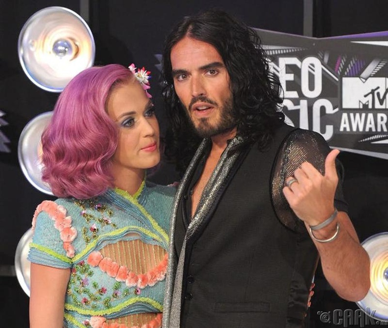 Кэти Перри болон Рассел Брэнд (Katy Perry, Russell Brand): 14 сар