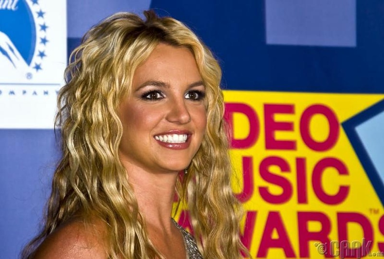 Бритни Спирс (Britney Spears) - Хиймэл үс, малгай, секс тоглоом