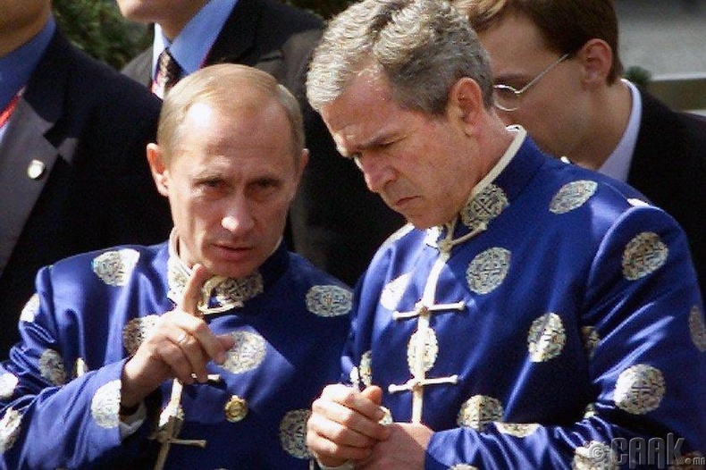 Жорж Буш, В.Путин - Вьетнамын Ханой хотод болсон АПЕК-ийн форумд, 2006 он.