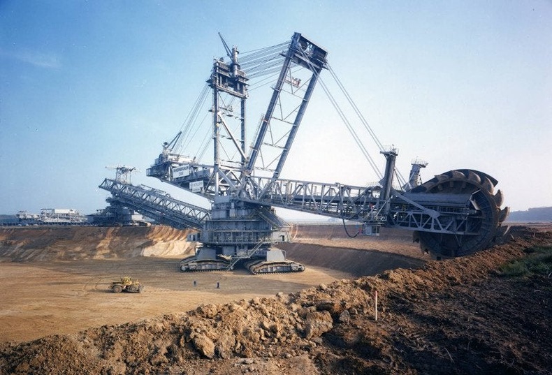 Дэлхийн хамгийн том экскаватор - Bagger 288