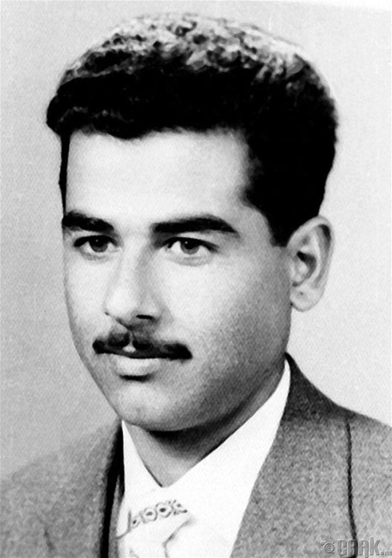 Иракийн удирдагч асан Садам Хуссейн