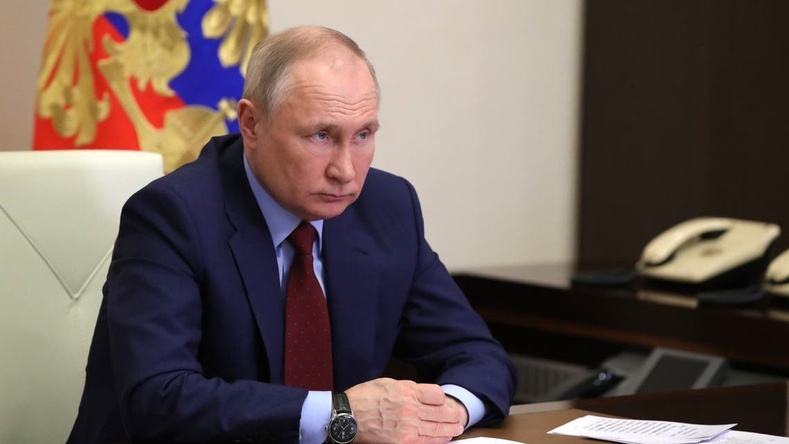 "Барууны хориг арга хэмжээг цуцалбал Орос улс хүнсний хямралыг шийдвэрлэхэд бэлэн байна" гэж Путин хэлэв