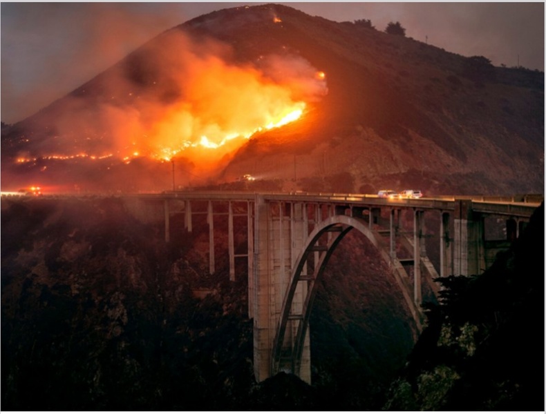 Калифорнийн ойн түймрийн улмаас иргэдийг нүүлгэн шилжүүлж байна