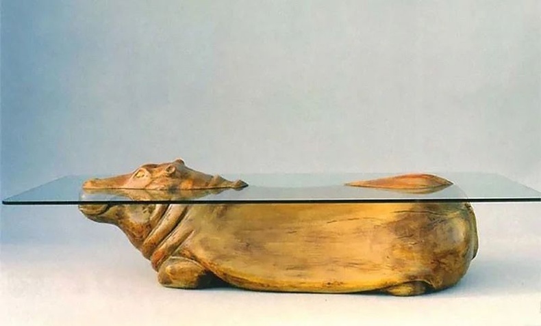 Усны үхэр хэлбэртэй ширээ