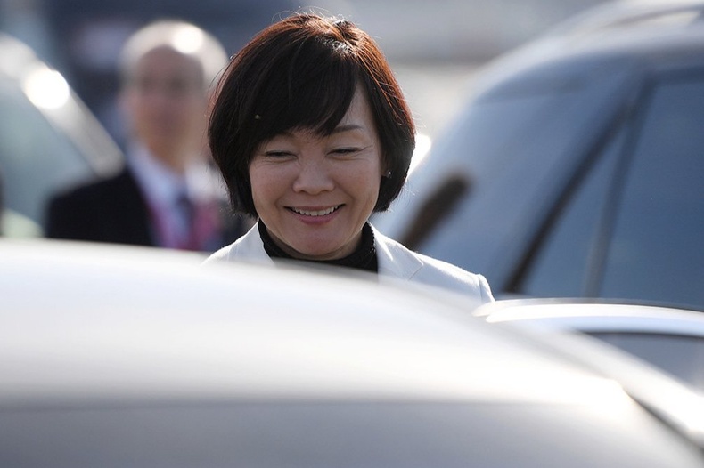 Японы Ерөнхий сайд асан Абэгийн бэлэвсэн эхнэр автомашины осолд оржээ