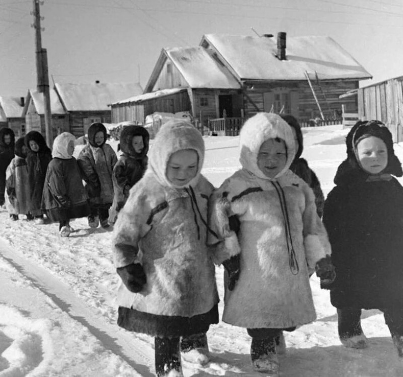 ЗХУ-ын Архангельск хотын цэцэрлэгийн хүүхдүүд, 1968