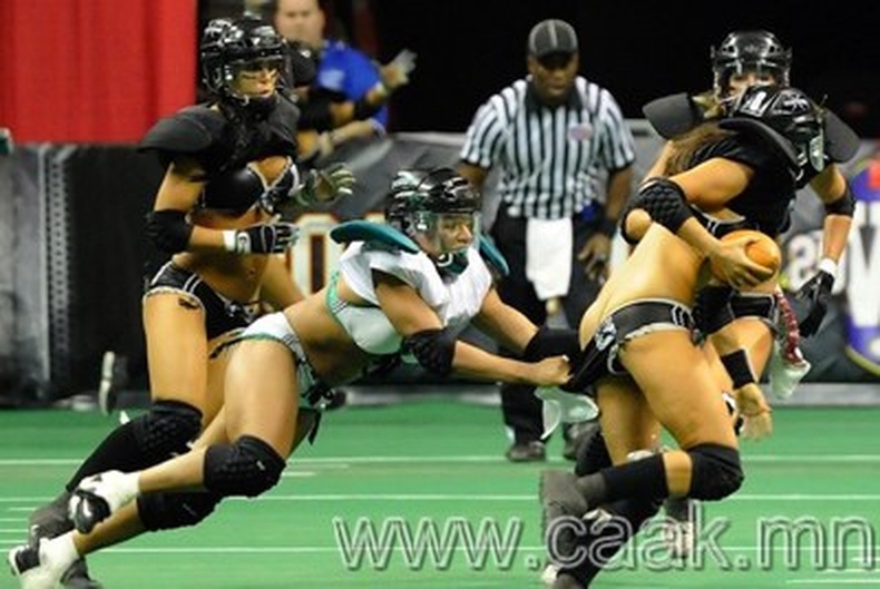 Lingerie Bowl 2011 - эмэгтэйчvvдийн америк хєлбємбєг