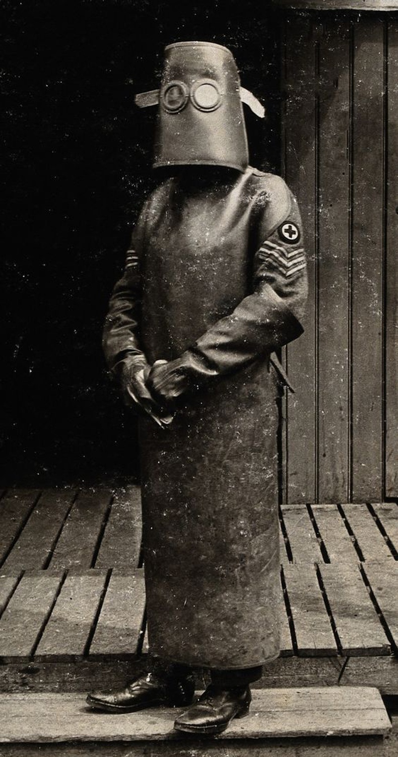 Рентгений эмч нарийн цацрагаас хамгаалах өмсгөл - 1918 он