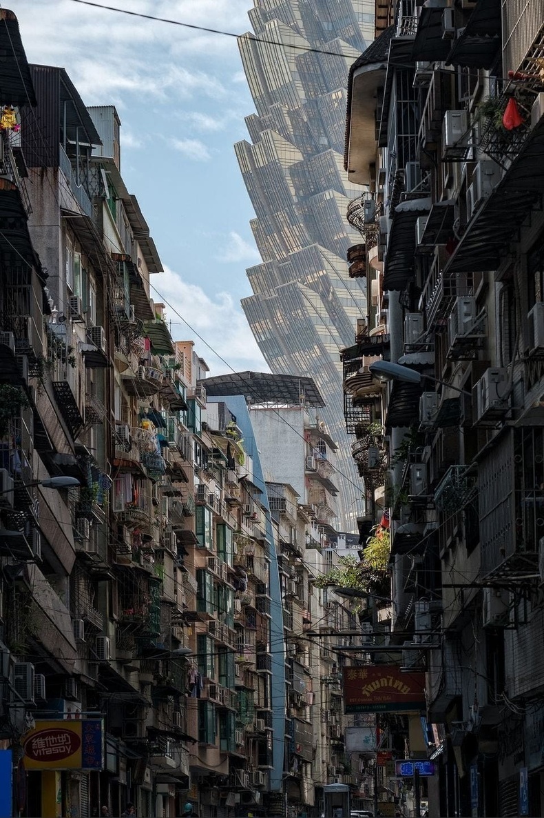 Макао дахь Grand Lisboa барилга