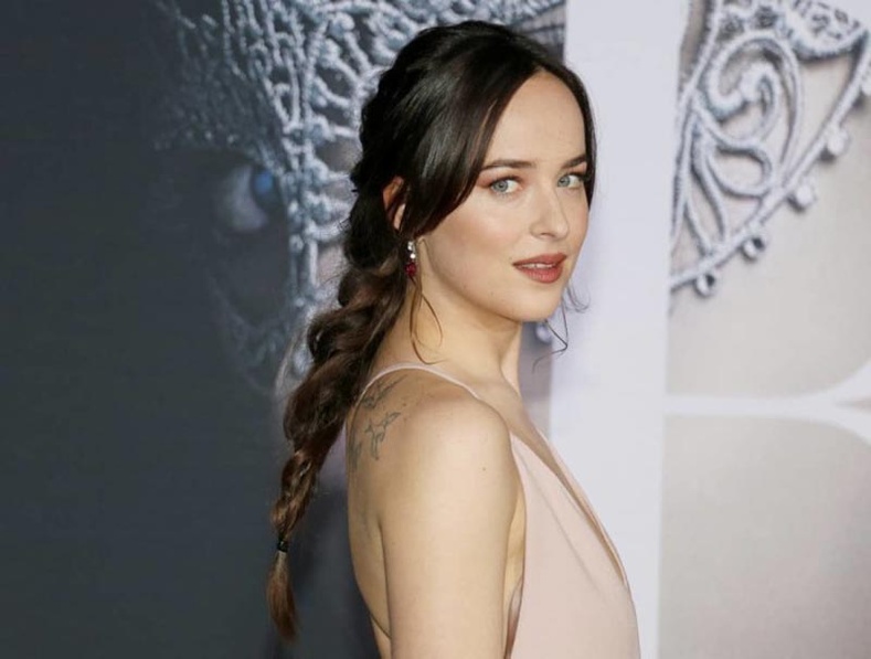 Дакота Жонсон (Dakota Johnson) - 14 сая ам.доллар