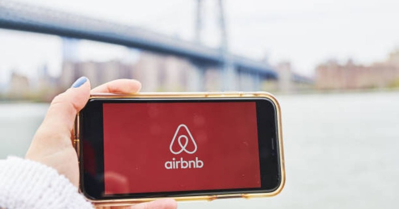 “Airbnb”-ийн ашиг, орлого шинжээчдийн таамагт хүрээгүйгээс хувьцааны ханш нь 8 хувиар унав