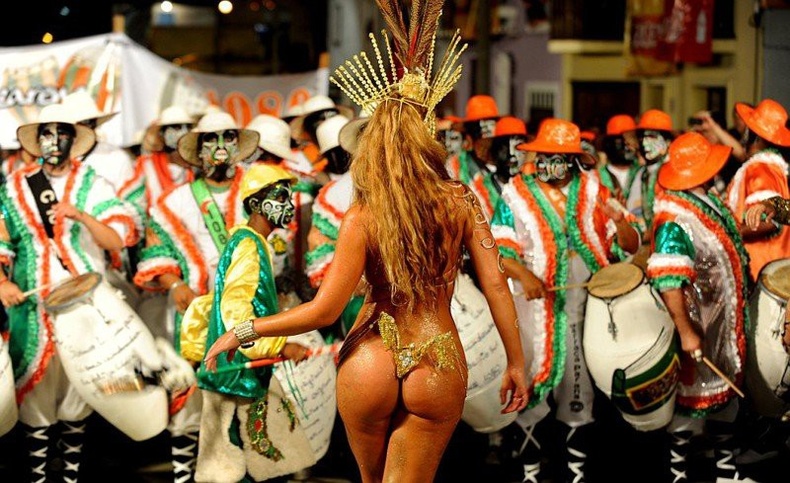 Бразилийн алдарт карнавал