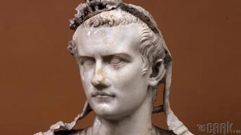 Ромын эзэн хаан Калигула (МЭ12-41)