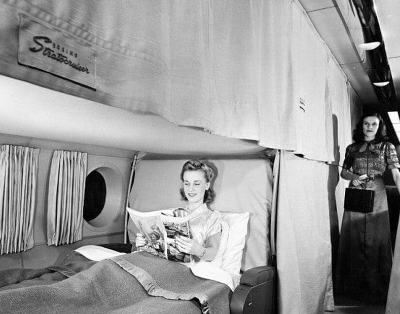 "Boeing 377 Stratocruiser" онгоцны нэгдүгээр зэрэглэлийн хэсэг, 1952