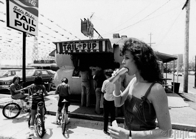 Сигорни Уивер хот дог идэх дуртай,1983  /Sigourney Weaver/