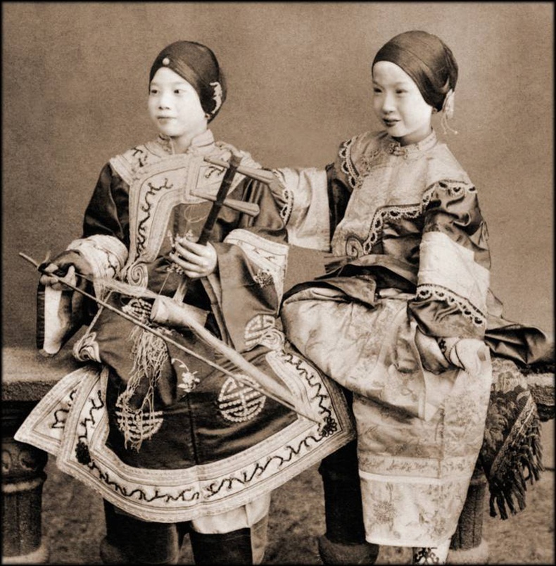 Хөгжимчин бүсгүйчүүд - Хонконг. 1901 он.