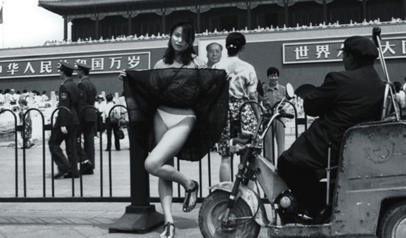 Хятадын тэрс үзэлтэн Ай Вей Вейгийн дарсан зургууд