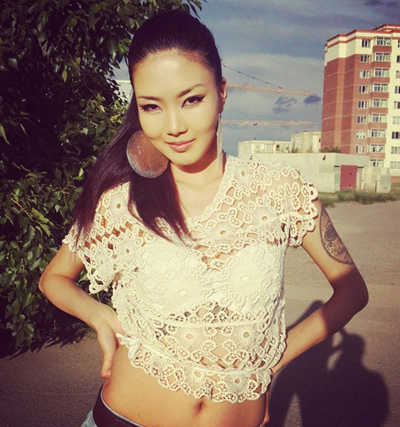 Монголын үзэсгэлэнт охид (100 фото) №131