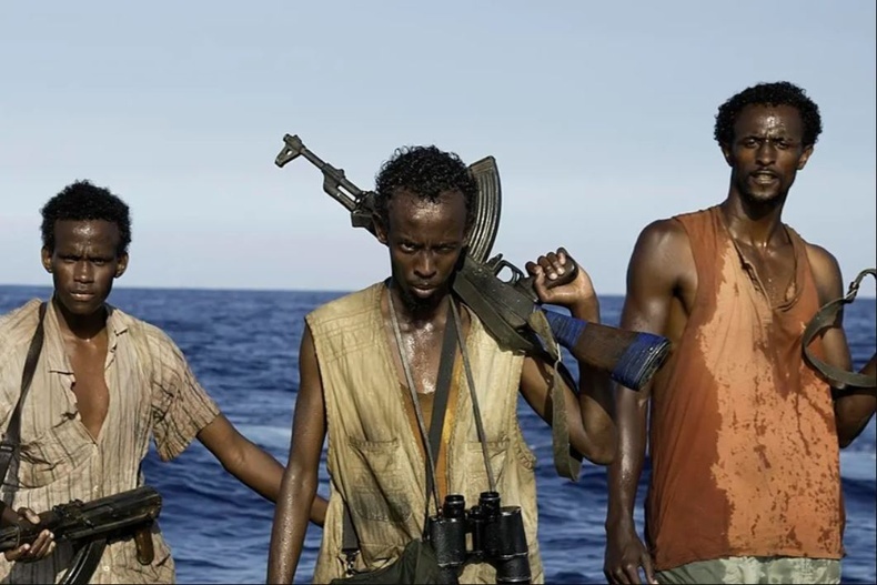 Сомалийн далайн дээрэмчид яагаад сураггүй болцгоосон бэ?