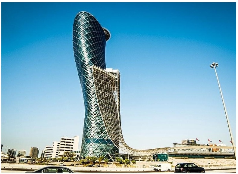 "Нийслэл" хаалга - Абу Даби хот, Арабын нэгдсэн Эмират улс