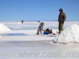 Дэлхийн хамгийн том давст нуур - Salar de Uyuni