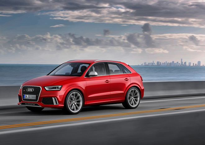 Audi RS Q3 хүлэг