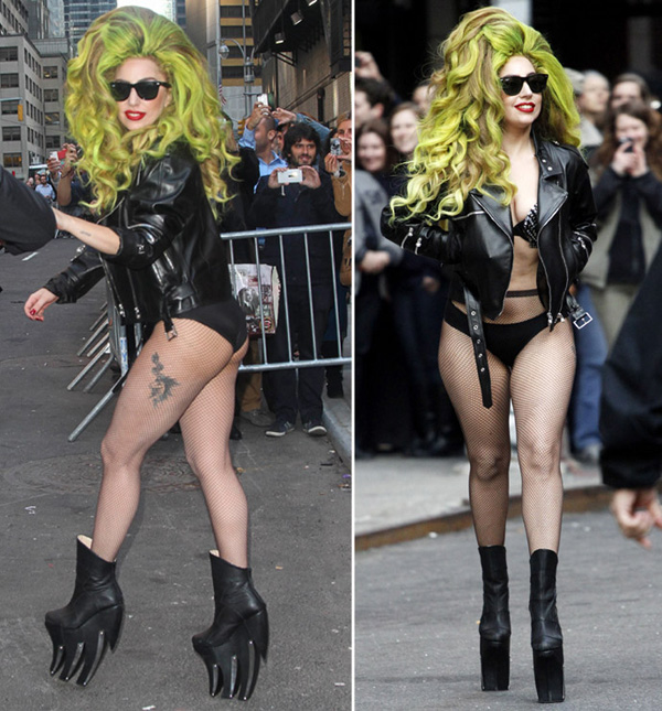 Манхеттаныг цочироосон Леди Гага