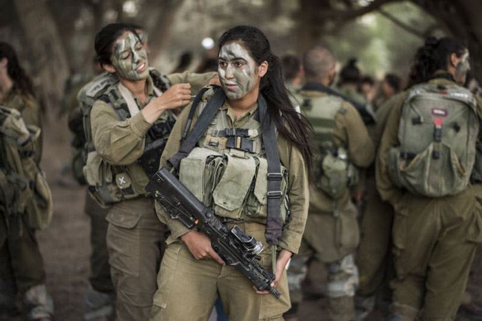 Израйлийн эмэгтэй цэргүүд