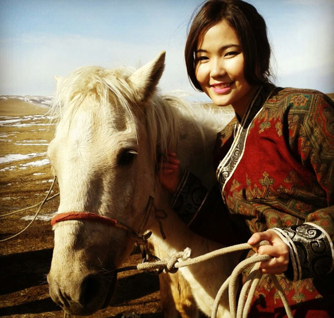 Монголын үзэсгэлэнт охид (75 фото) №138