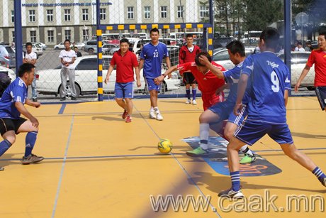 Tiger Street Football тэмцээний шувтаргын тоглолтууд эхэллээ