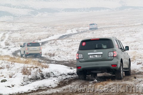 МОННИС МОТОРС: НИССАН 4х4 ӨДӨРЛӨГ ЗОХИОН БАЙГУУЛАГДЛАА